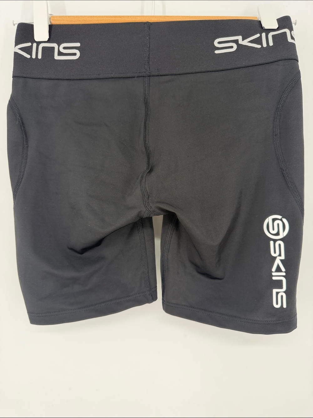 SKINS Women’s Small Black Compression Shorts High Waist Running Training - Picture 2 of 5